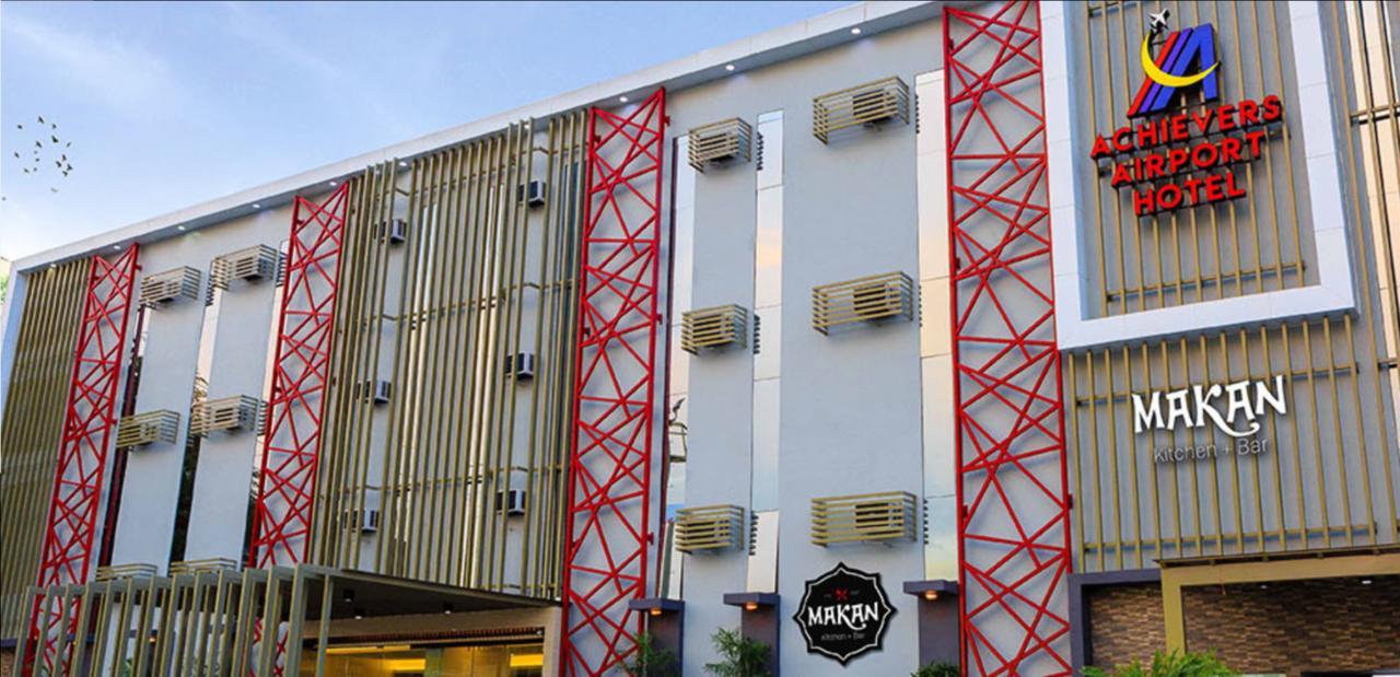 Achievers Airport Hotel Pasay Exteriör bild